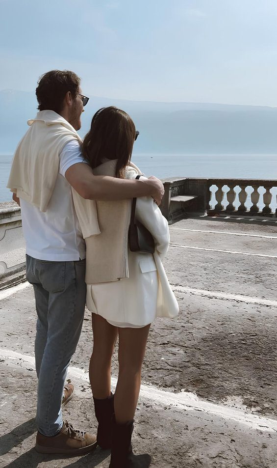 Proprietari che godono della loro casa sul Lago di Garda grazie all’affitto turistico.